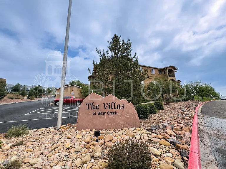 1695 Little Bear Creek Point #304 — Photo 3