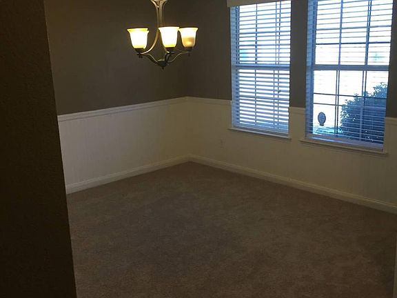 4th image of 1224 Wenatchee Dr