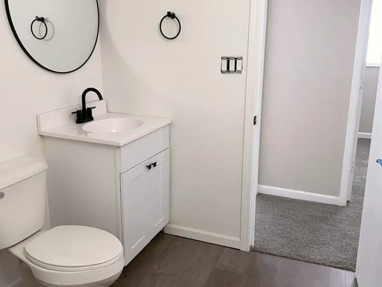 140 Crystal Ct — Photo 11