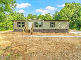 118 W Copeland Dr, Powell, TN 37849