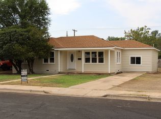 933 E Llano Dr, Hobbs, NM 88240