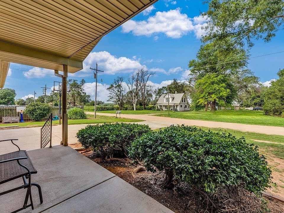 731 N West Ave, Anthony, KS 67003 Zillow