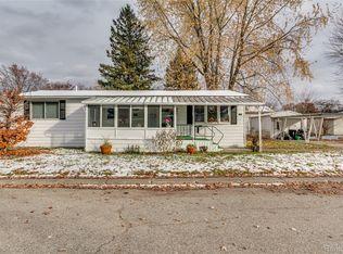 3333 Ravenswood Rd, Marysville, MI
