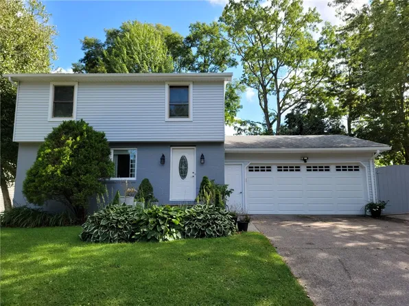 2067 W 25th St, Erie, PA 16502