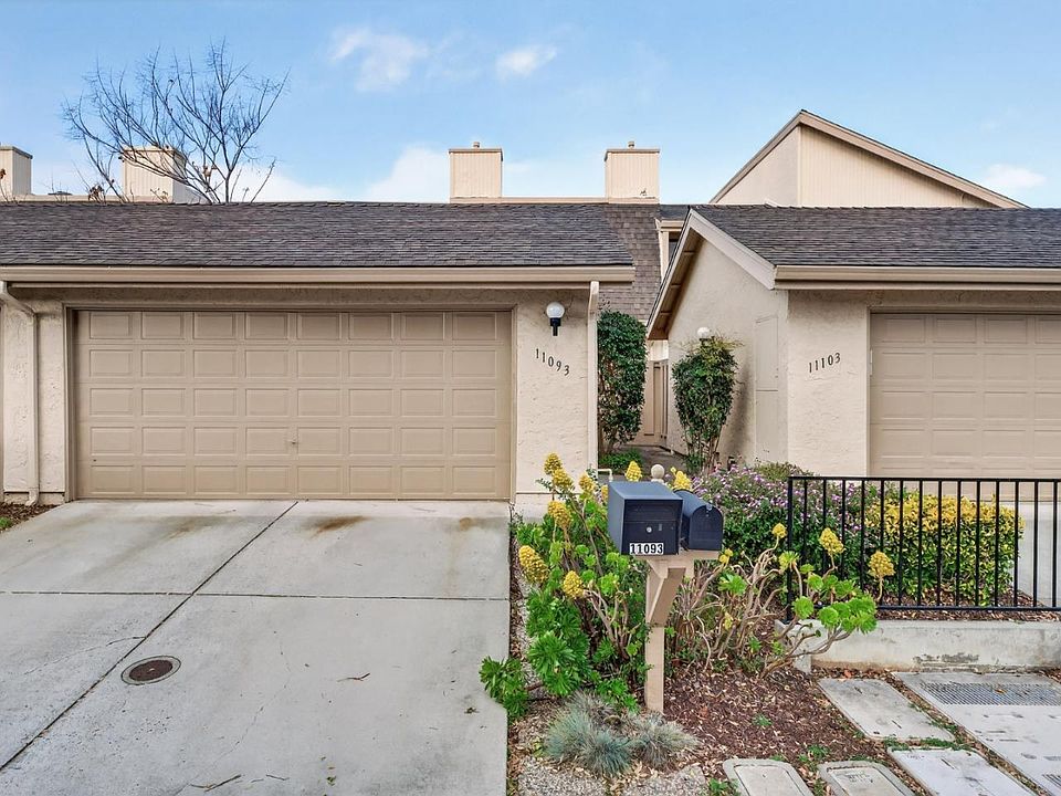 1st image of 11093 Firethorne Dr