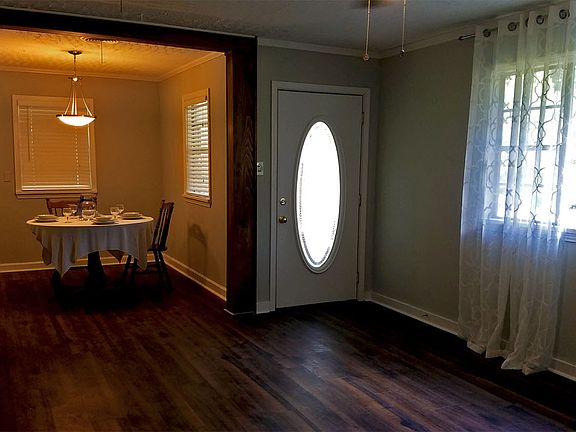 4th image of 346 Reynolds St