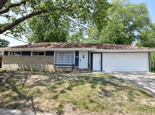 10500 W Sheridan Ave, Milwaukee, WI 53225