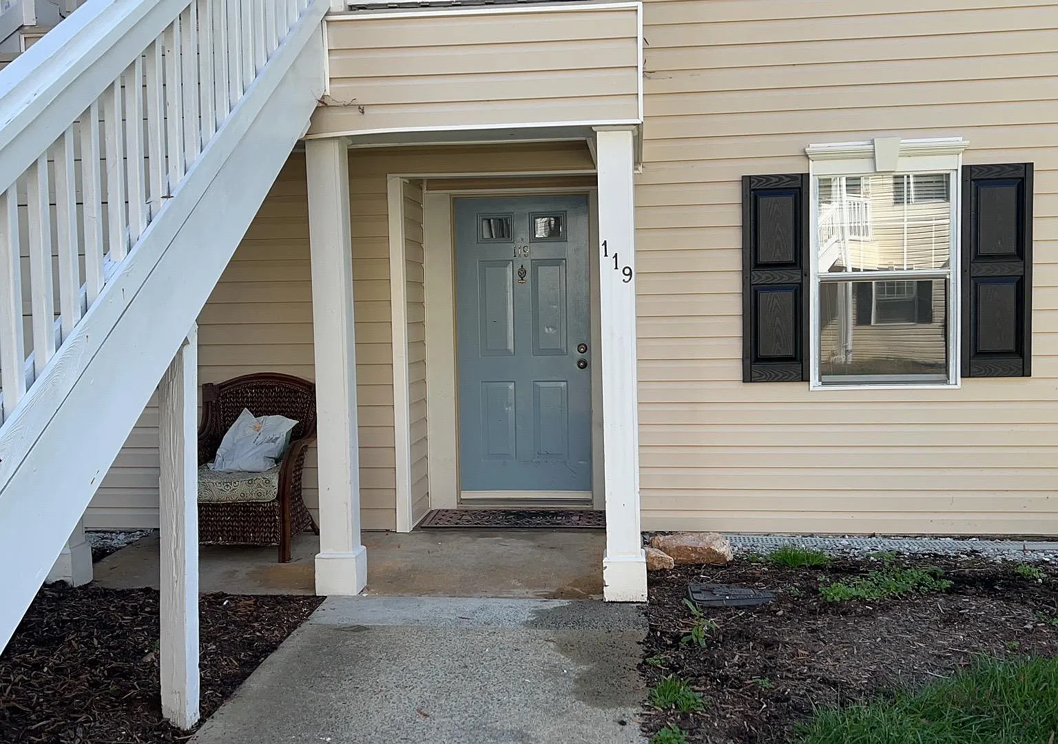 2 bed, 1133 sqft, $1,550 — Photo 2