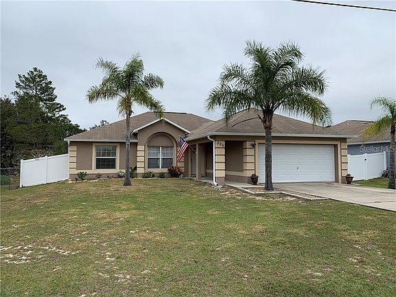 3rd image of 305 Gardenia Ct