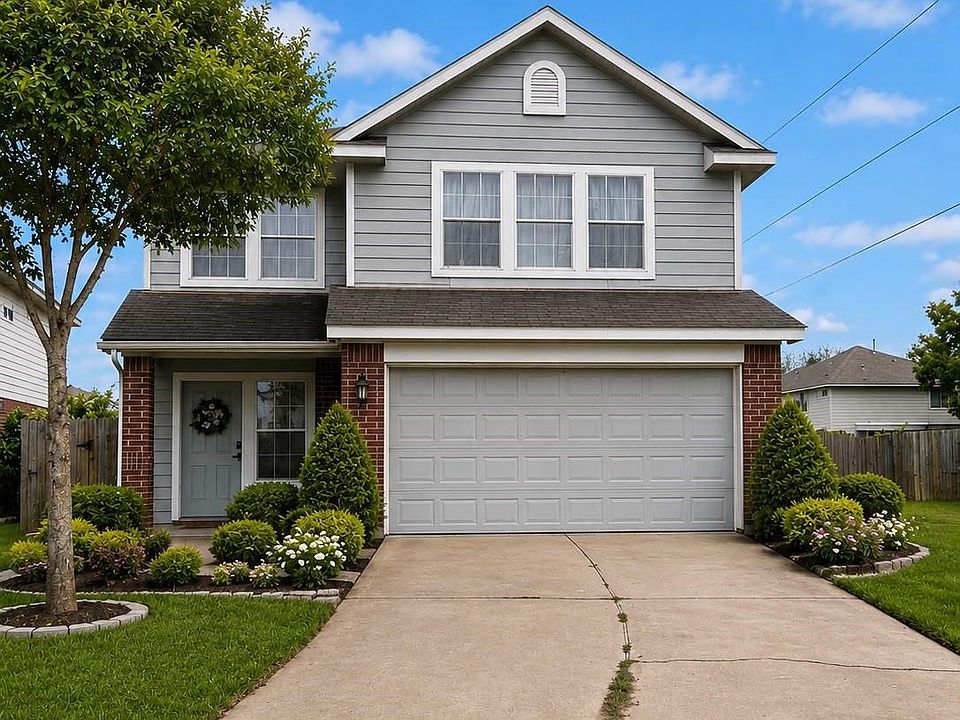 1st image of 12615 Roble Ct