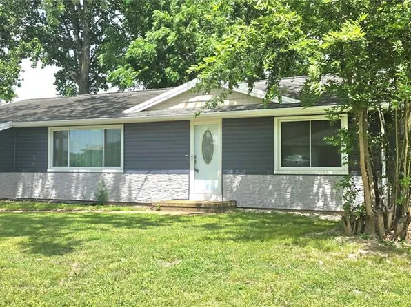 304 N Main St, Ellis Grove, IL 62241