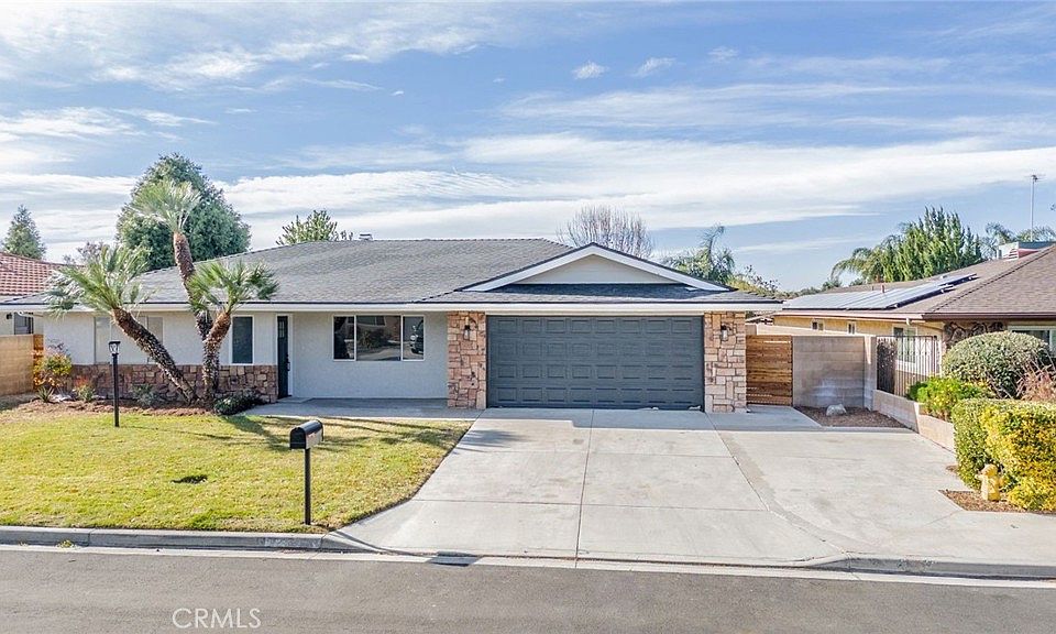 1st image of 25371 Auld Ave