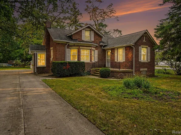 4406 Marcy St, Warren, MI 48091