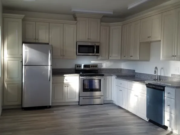 12330 Lakeshore Dr Unit 5, Lakeside, CA 92040