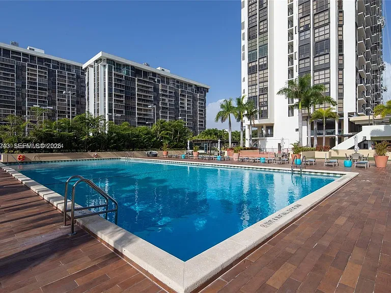 1865 Brickell Ave #A805 — Photo 12