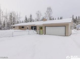 1194 Badger Rd, North Pole, AK 99705