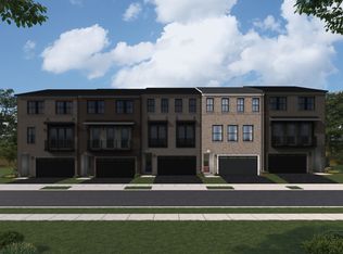 13742 Aviation Pl, Herndon, VA 20171