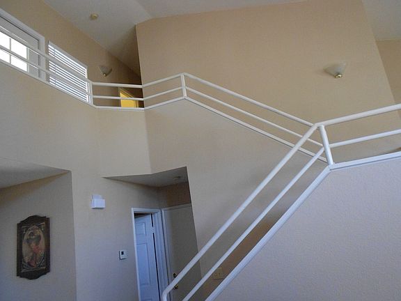 5th image of 2761 Cloverdale Ct