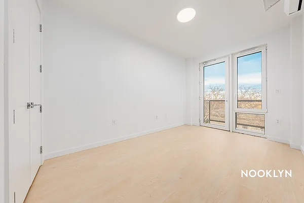 Rented by Nooklyn NYC LLC | media 136