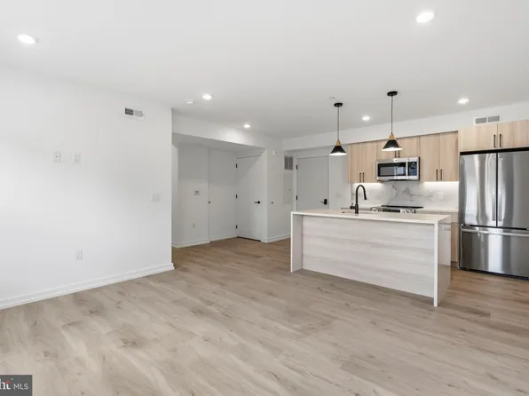 209 New St, Philadelphia, PA