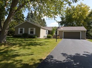 26573 N Wilton Rd, Wauconda, IL 60084