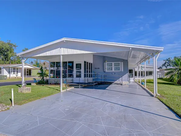 3210 Moonlight St, Zephyrhills, FL 33543