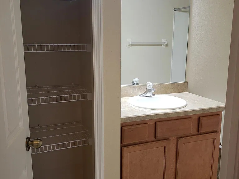 2801 Birchcreek Dr — Photo 32