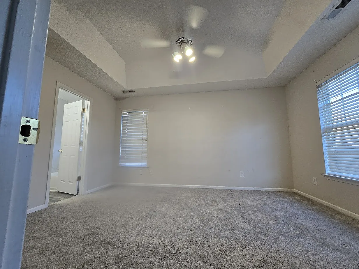 1142 Stallings Road - 1 — Photo 2