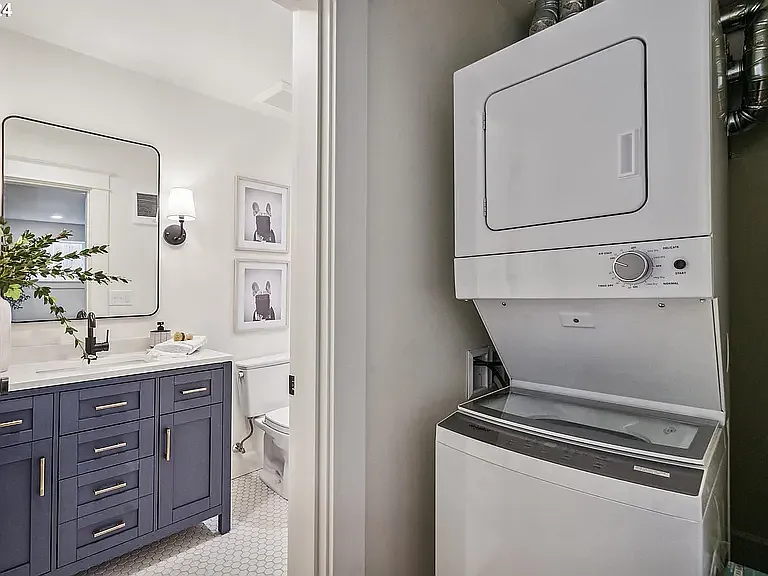 2458 SE Cora St #2 — Photo 7