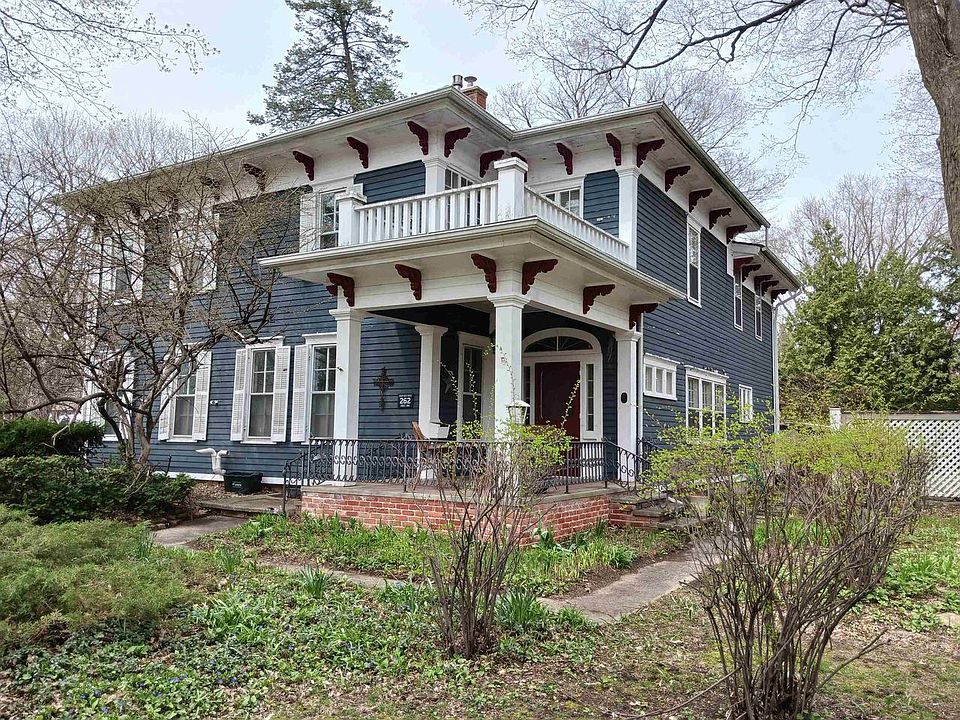 262 W Church St, Evansville, WI 53536 Zillow