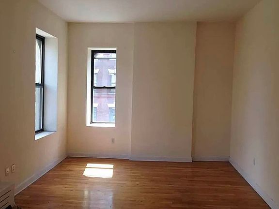 3rd image of 301 W 107th St APT 5E