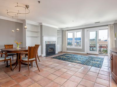 407 Chandlers Wharf UNIT 407, Portland, ME, 04101