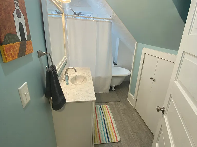 520 King George Ave SW — Photo 28