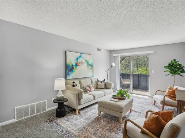 University Villa Apartments