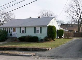 7 Kenwood Ln, Waltham, MA 02452