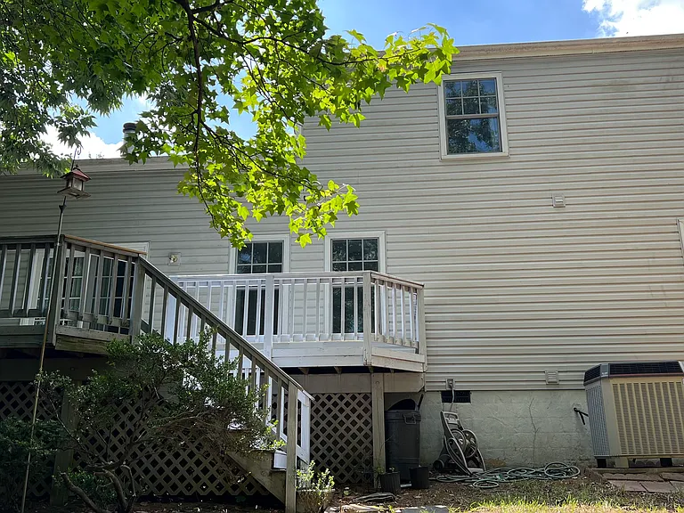 7506 Batavia Ln — Photo 19