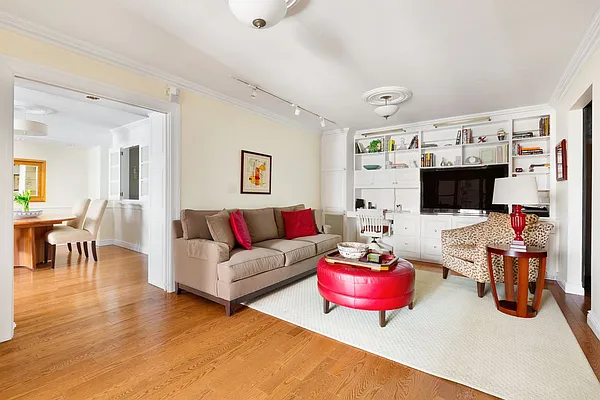 Sold by Compass | media 3