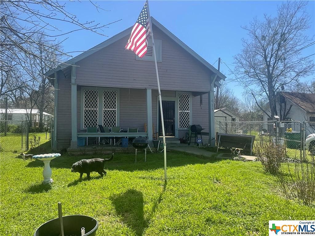411 W 6th St, Cameron, TX 76520 Zillow