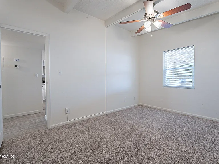 1331 E Pierson St — Photo 17