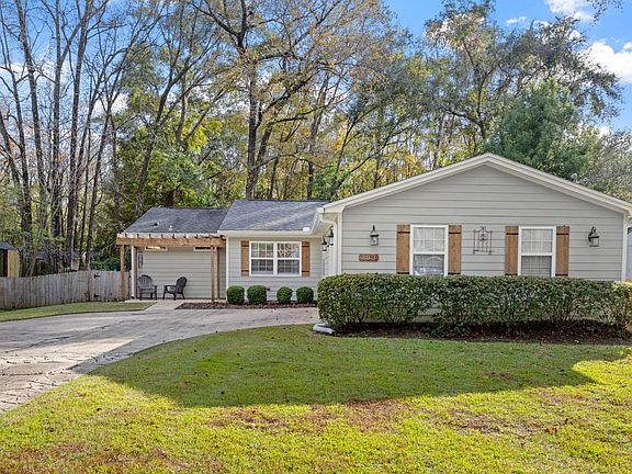 3rd image of 133 Meridianna Dr