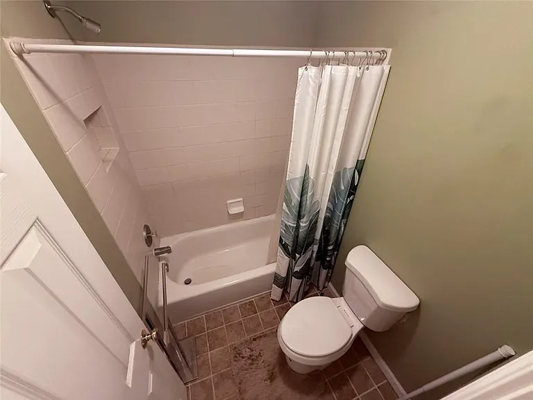 5730 Devonshire Way — Photo 21