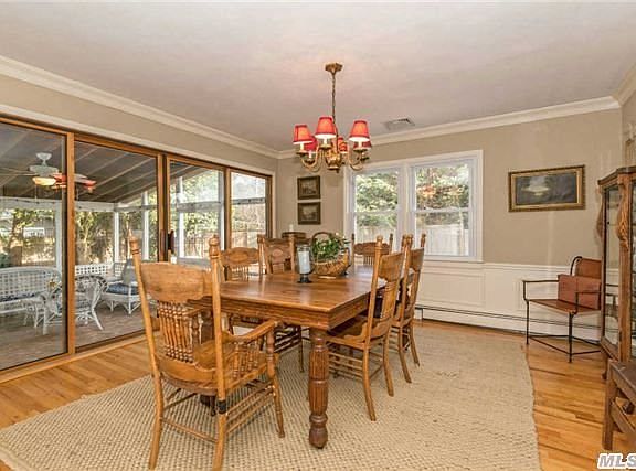 4th image of 49 Crescent Beach Dr