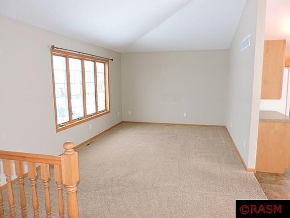 4th image of 125 Uriah Ct