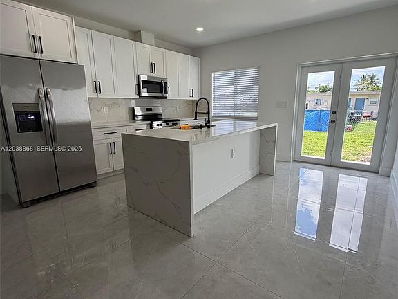 4th image of 12080 & 12090 SW 213th St