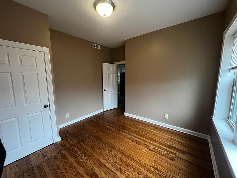 735 N Hamlin Ave #1 — Photo 18