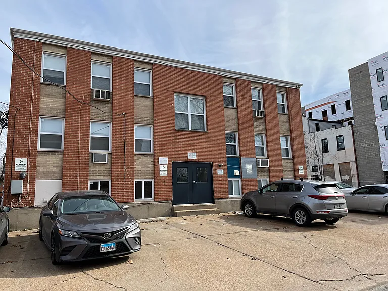 3199 Morganford Rd #11 — Photo 7