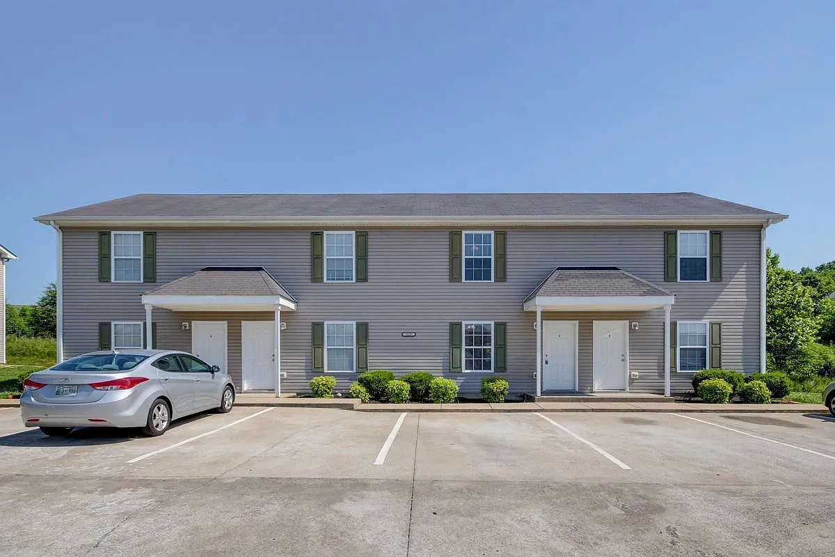 513 Patriot Park Ct — Photo 1