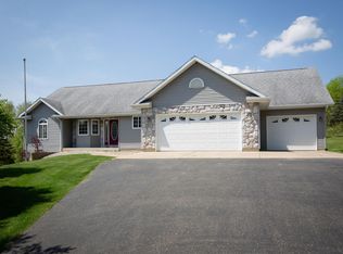 776 11th St, Otsego, MI