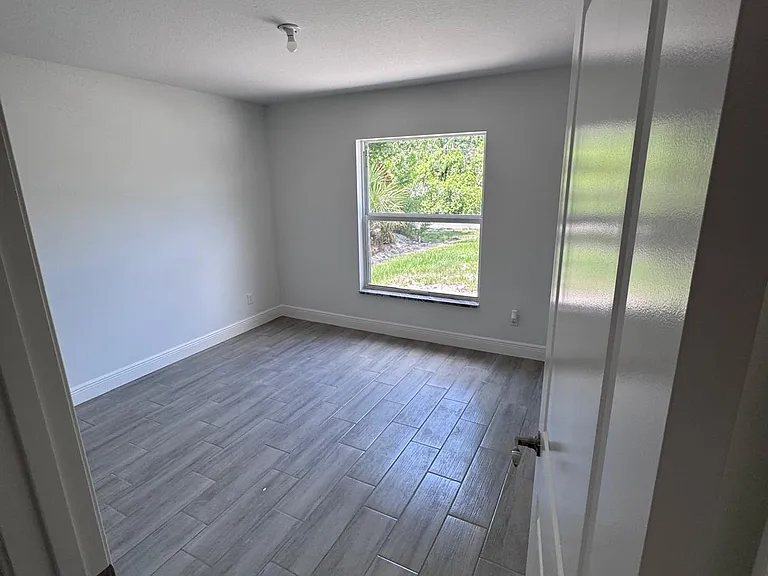 3351 Lakeland Ave SW — Photo 15