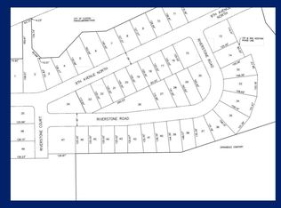 921 Riverstone Rd, Clinton, IA 52732